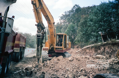 Photograph, Council Road Construction works, Shire of Eltham, c. Oct 1987, 1987