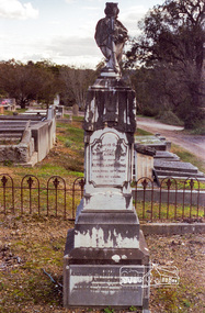 Photograph, Armstrong; Eltham cemetery, August 2007, 2007