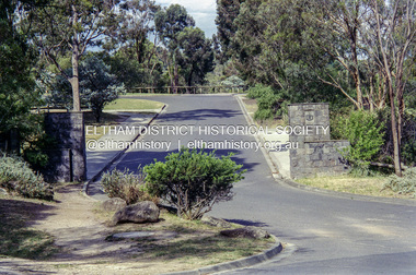 Negative - Photograph, Entrance to Catholic Ladies' College, 19 Diamond Street, Eltham, 1998c