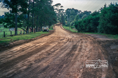 Photograph, Roadworks prior to sealing along Mount Pleasant Road near the junction with Reynolds Road, Eltham, c.1988, 1988c