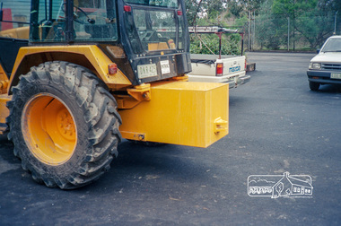 Photograph, Shire of Eltham earthmoving equipment at the Council Depot, Brisbane Street, Eltham, c.1988, 1988c