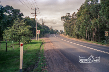 Photograph, Kangaroo Ground-Warrandyte Road, North Warrandyte, c.1988, 1988c
