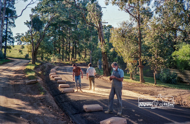 Photograph, Roadworks prior to sealing along Mount Pleasant Road near the junction with Reynolds Road, Eltham, c.1988, 1988c