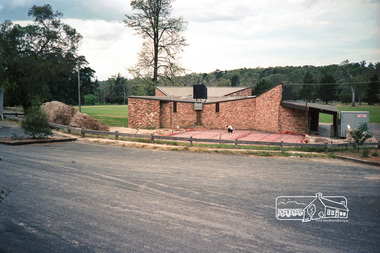 Photograph, Building construction works, Eltham Lower Park, c.Oct 1987, 1987c
