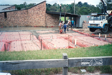 Photograph, Building construction works, Eltham Lower Park, c.Oct 1987, 1987c