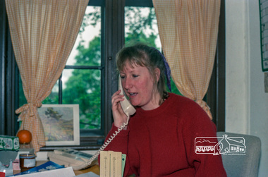 Photograph, Pottery Class, Eltham Living and Learning Centre, October 1988, 1988