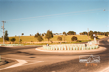 Photograph, Looking south-east at the intersection of Eltham-Yarra Glen Road and Kangaroo Ground-Warrandyte Road, Kangaroo Ground, 8 July 1994, 08/07/1994