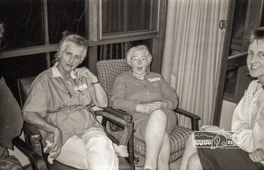 Photograph, Semester 1 Tutor Party, Eltham Living and Learning Centre, 23 May 1988, 23/05/1988