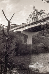Photograph, Russell Yeoman, Fitzsimons Lane Bridge over Yarra River between Eltham and Templestowe, c.1970, 1970c