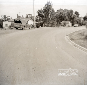 Photograph, Near 145 Mountainview Road, Briar Hill, early to mid 1960s, 1960s