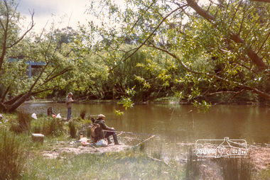 Photograph, Fishermen at Warrandyte