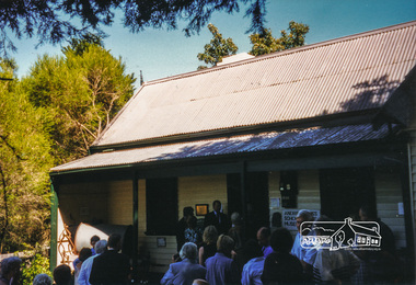 Photograph, Peter Bassett-Smith, Visit by The Honourable Sir James Augustine Gobbo AC CVO QC, Governor of Victoria, to the Andrew Ross Museum, Kangaroo Ground, 2 March 2000, 02/03/2000