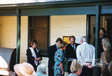 Photograph, Peter Bassett-Smith, Visit by The Honourable Sir James Augustine Gobbo AC CVO QC, Governor of Victoria, to the Andrew Ross Museum, Kangaroo Ground, 2 March 2000, 02/03/2000