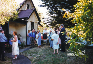 Photograph, Peter Bassett-Smith, Visit by The Honourable Sir James Augustine Gobbo AC CVO QC, Governor of Victoria, to the Andrew Ross Museum, Kangaroo Ground, 2 March 2000, 02/03/2000