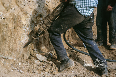 Photograph, Fred Mitchell, Excavating at the corner of Main Road and Bridge Street, Eltham, 1968, 1968