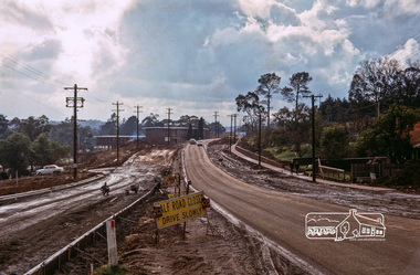Photograph, Fred Mitchell, Main Road duplication just north of Bridge Street, Eltham, 1968, 1968
