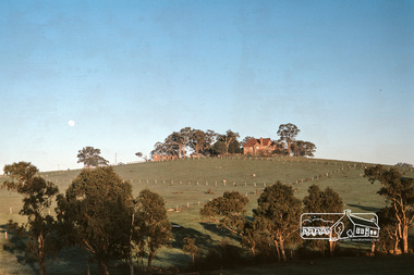 Photograph, Fred Mitchell, House and barn to the west of Fitzsimons Lane, Templestowe, 1968
