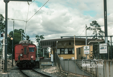 Photograph, Fred Mitchell, Single-carriage Tait train, Eltham Railway Station, 1983, 1983