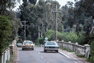 Photograph, Fred Mitchell, Looking west across Main Road Bridge over the Diamond Creek, Eltham South, 1983