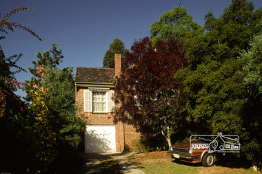 Photograph, Fred Mitchell, 86 Bible Street, Eltham, 1986, 1983