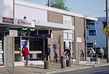Photograph, Fred Mitchell, State Bank of Victoria, corner of Pryor Street and Main Road, Eltham, 1992, 1992
