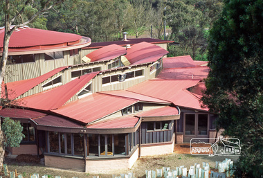 Photograph, Fred Mitchell, The new Eltham Library, Panther Place, Eltham, 1996, 1996