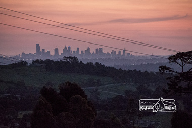Photograph, Fred Mitchell, Sunset from Eltham War Memorial Park, Kangaroo Ground, 2 October 2015, 02/10/2015