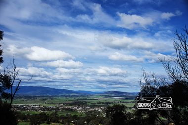 Photograph, View from Breakneck, Yarra Glen, 27 August 2016, 27/08/2016