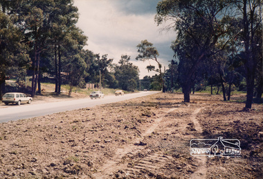 Photograph, Main Road between Bayfield Drive and Reynolds Road, Eltham, c. Oct 1987, 1987