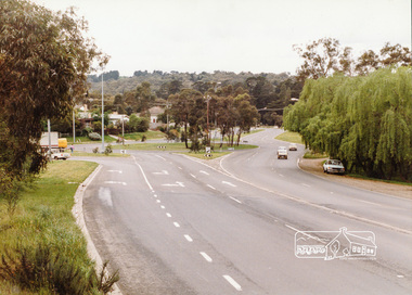 Photograph, Main Road-Fitzsimons Lane Roundabout, c. Oct 1987, 1987