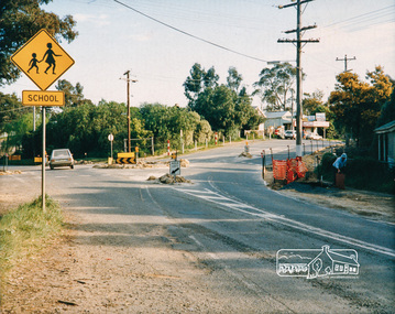 Photograph, Panton Hill Store near the intersection of Merritts Road and Kangaroo Ground-St Andrews Road, Panton Hill, c. Oct 1987, 1987