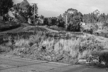 Photograph, Looking northeast up Alma Street from Para Road at intersection of Alma Street and Lees Road, Lower Plenty, c.July 1967, 1967