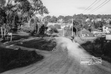Photograph, Looking southeast along Kett Street towards intersection with Alma Street, Lower Plenty, c.July 1967, 1967