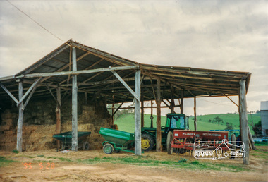 Photograph, Bettina Woodburn, Apted's Orchard, 864 Cottles Bridge-Strathewen Rd, Arthurs Creek, 28/05/1995