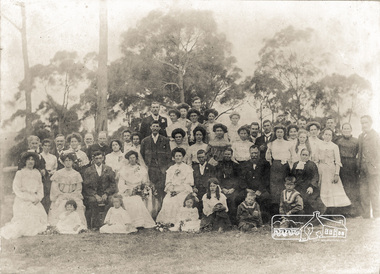 Photograph, Wedding of Sarah Ann Bird (b.1881) to Edward Ernest Pepper (b.1874) held at the Bird family home of "View Hill', Eltham, 1904