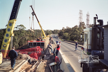Photograph, Fitzsimons Lane bridge duplication; 6 Jul 1991, 06/07/1991