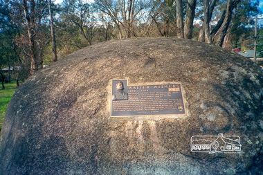 Photograph, Walter Withers Memorial Plaque, cnr Bible and Arthur Streets, Eltham designed by Joh Ebeli, c.October 1990, 1990