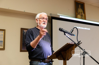Photograph, Peter Pidgeon, Greg Johnson, former Councillor and former Mayor of Nillumbik Shire Council; Eltham Community Town Hall Meeting, Eltham Senior Citizen's Centre, 13 October 2018, 13 Oct 2018