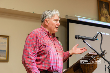 Photograph, Peter Pidgeon, Bruce Grose, 84 year old veteran (ex Navy) who first came to Eltham in 1946; Eltham Community Town Hall Meeting, Eltham Senior Citizen's Centre, 13 October 2018, 13 Oct 2018