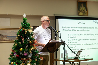 Photograph, Peter Pidgeon, Geoff Paine, local Eltham resident and member of the Eltham Community Action Group welcomes everyone to the second Eltham Community Town Hall Meeting, Eltham Senior Citizen's Centre, 9 December 2018, 9 Dec 2018