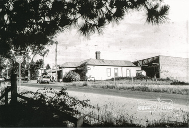 Photograph, Tom Prior, Doney's Store, Research