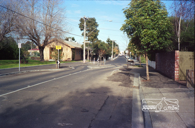 Photograph, Roundabout, Osborne and Fawkner streets, South Yarra, c.1986, 1986c