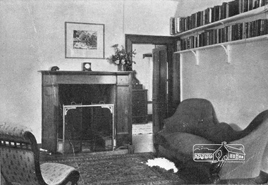 Negative - Photograph, Home Beautiful (United Press), Thomas Sweeney's original cottage at Culla Hill, Eltham, 1940