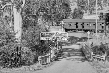 Photograph, George Coop, Single Motor Carriage 471M Tait (Red Rattler) train near Allendale Road level crossing, Eltham, March 1980, 1980