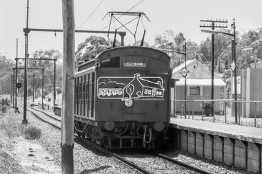 Photograph, George Coop, An Eltham bound single carriage Tait (Red Rattler) train from Hurstbridge at Wattle Glen Railway Station, 6 December 1980, 1980