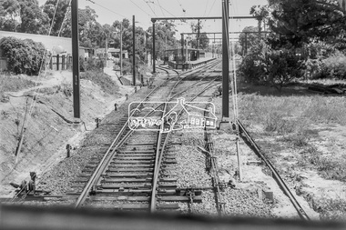 Photograph, George Coop, Approaching Eltham Railway Station from Diamond Creek, 6 December 1980, 1980