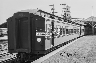 Photograph, George Coop, The Train of Knowledge, hauled by an X-class diesel locomotive, X48, Ballarat Railway Station, c.October 1982, 1982