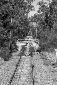 Photograph, George Coop, Derailment guard rails on the Hurstbridge line as the track crosses the Diamond Creek just north of Allendale Road, Diamond Creek, 6 December 1980, 1980