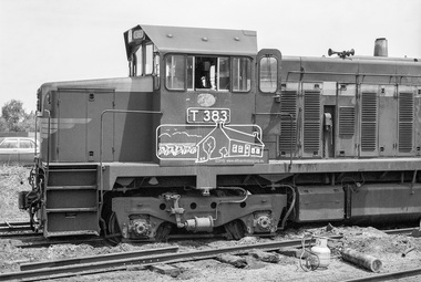Photograph, Wheat train derailment near the yards of Dunolly Railway Station, Dunolly, Victoria, c.1983, 1983