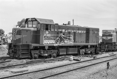 Photograph, Wheat train derailment near the yards of Dunolly Railway Station, Dunolly, Victoria, c.1983, 1983